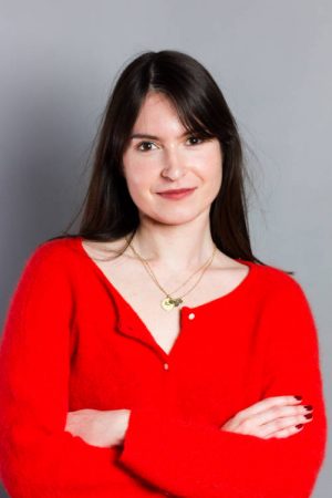 laura-louis-portrait laura louis